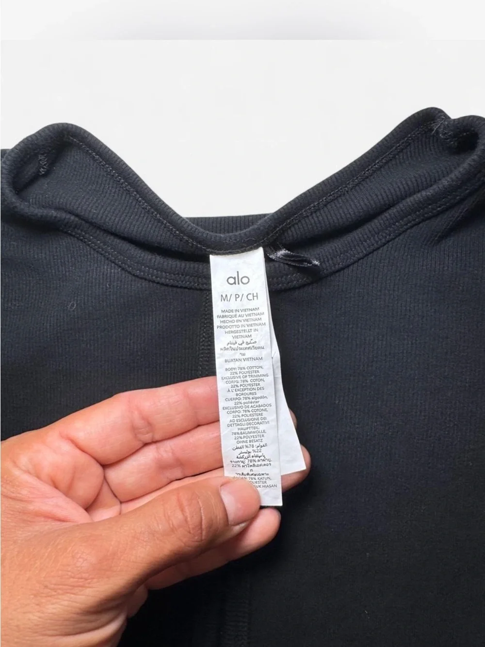 Alo Yoga Black Ribbed Front Cutout Long Sleeve Top - Size S